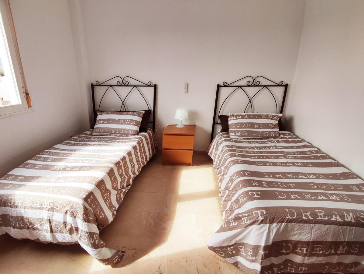 2Bdr Sunny Apartment With Pool And Private Parking In בנאלמדנה מראה חיצוני תמונה